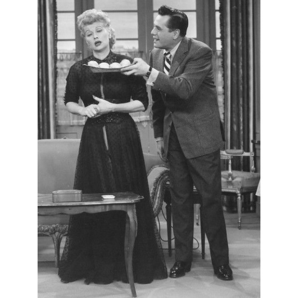 *SOLD* I Love Lucy Black Swiss Dot Starlet Duster - Picture 10 of 12